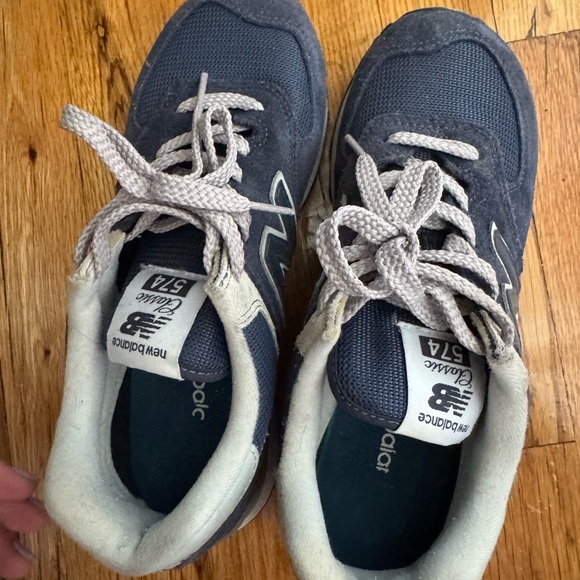 New Balance 574 - Picture 3 of 4